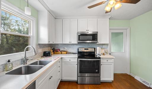 Photo #14 of 218 Patricia Drive, Lynchburg, VA 0.4 acres