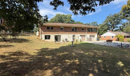 Photo #22 of 421 Woodland Circle, Lynchburg, VA 0.4 acres