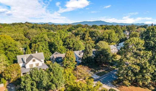 Photo #41 of 335 Norfolk Avenue, Lynchburg, VA 0.2 acres