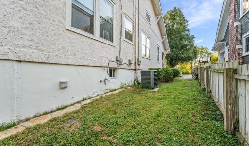 Photo #38 of 335 Norfolk Avenue, Lynchburg, VA 0.2 acres