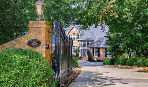 Photo #2 of 805 Ivy Lake Drive, Forest, VA 1.8 acres