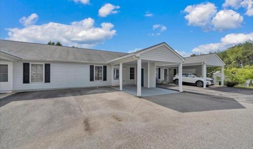Photo #33 of 425 Tinkerview Drive, Cloverdale, VA