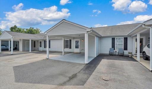Photo #31 of 425 Tinkerview Drive, Cloverdale, VA