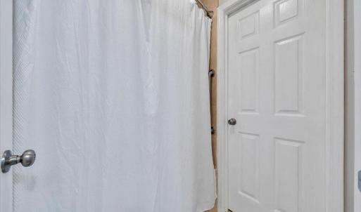 Photo #23 of 425 Tinkerview Drive, Cloverdale, VA