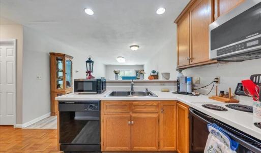 Photo #7 of 425 Tinkerview Drive, Cloverdale, VA