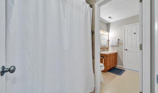 Photo #24 of 425 Tinkerview Drive, Cloverdale, VA