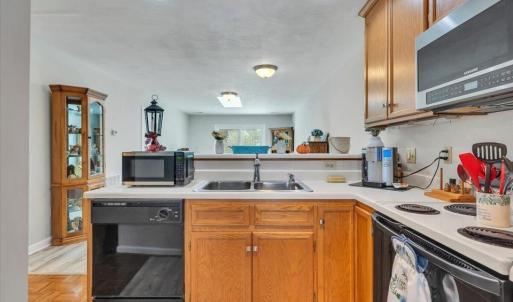 Photo #6 of 425 Tinkerview Drive, Cloverdale, VA