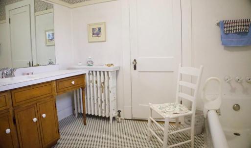 Photo #15 of 809 Oak Street, Bedford, VA 0.2 acres