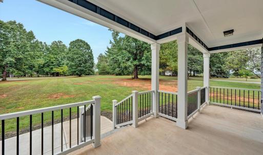 Photo #5 of 206 Spyglass Lane, Huddleston, VA 1.0 acres
