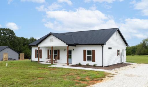 Photo #36 of 3944 Horseshoe Road, Appomattox, VA 1.4 acres