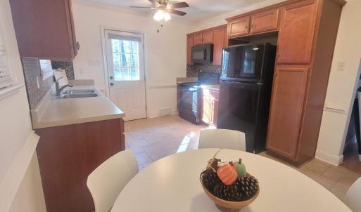 Photo #5 of 7109 Peachtree Road, Lynchburg, VA 0.4 acres