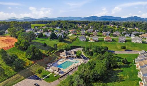 Photo #32 of 1300 Stoney Ridge Boulevard, Forest, VA