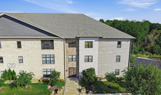 Photo #35 of 1300 Stoney Ridge Boulevard, Forest, VA