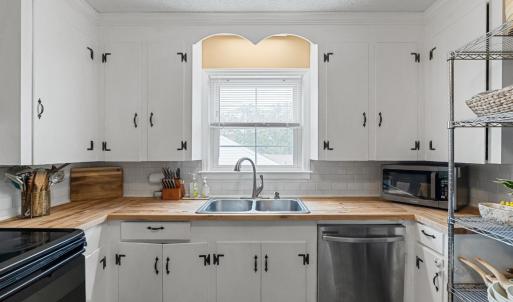 Photo #9 of 749 Crestwood Cir, Lynchburg, VA 0.2 acres