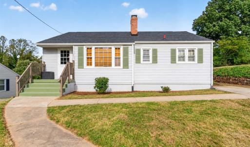 Photo #1 of 749 Crestwood Cir, Lynchburg, VA 0.2 acres