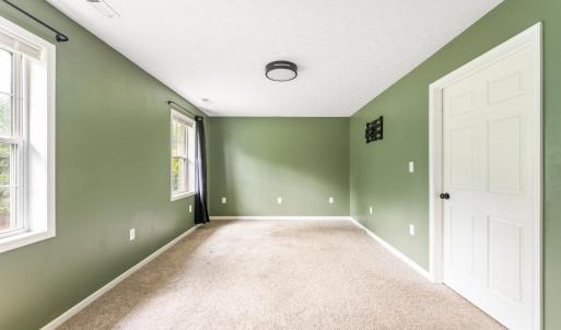 Terrace level living space. Great for den, game room, living area and more!