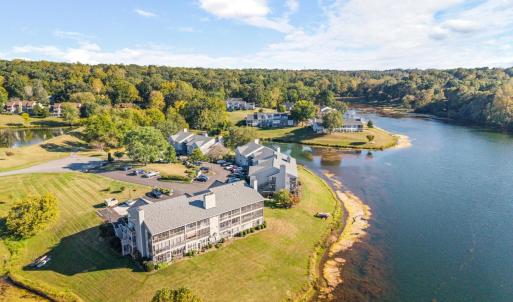 Photo #32 of 3301 Spinnaker Point, Forest, VA
