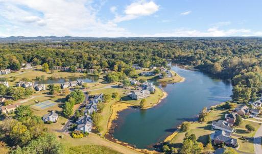 Photo #37 of 3301 Spinnaker Point, Forest, VA