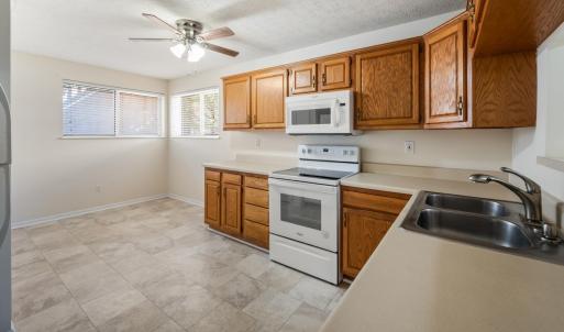Photo #12 of 3301 Spinnaker Point, Forest, VA