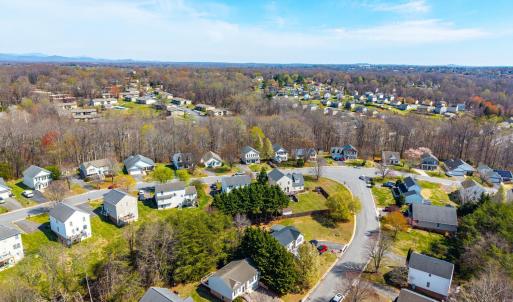Photo #27 of 340 Blackhawke Drive, Lynchburg, VA 0.2 acres
