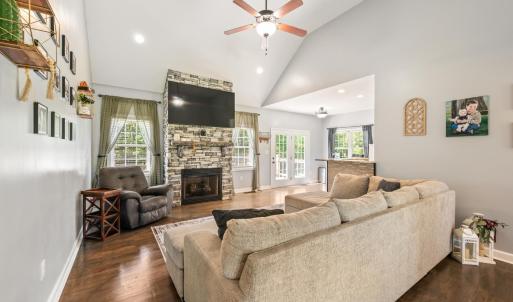 Photo #10 of 241 Sunset Ridge Drive, Concord, VA 1.0 acres