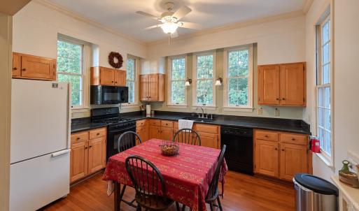 Photo #9 of 624 Peaks Street, Bedford, VA 0.7 acres