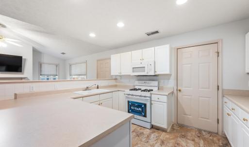 Photo #12 of 1155 Jefferson Oaks Court, Forest, VA 0.2 acres