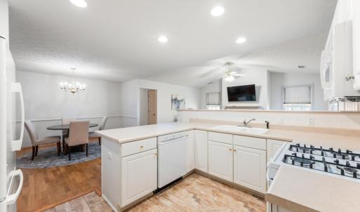 Photo #13 of 1155 Jefferson Oaks Court, Forest, VA 0.2 acres