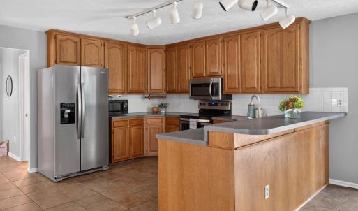 Photo #10 of 825 Mohawk Drive, Lynchburg, VA 1.6 acres