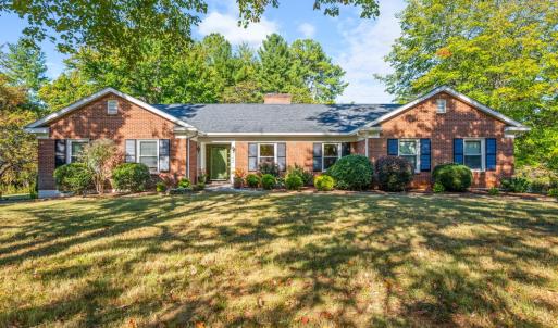 Photo #2 of 1090 Meriwether Circle, Lynchburg, VA 1.6 acres