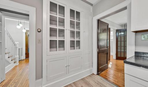 Photo #13 of 7760 Williamson Road, Roanoke, VA 0.4 acres