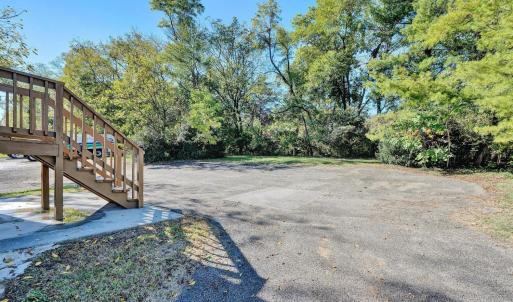 Photo #36 of 7760 Williamson Road, Roanoke, VA 0.4 acres