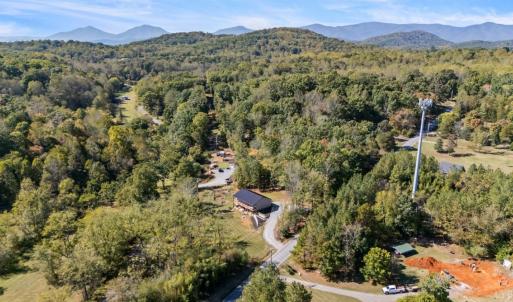 Photo #5 of 8915 Charlemont Road, Goode, VA 1.6 acres