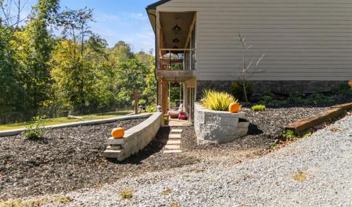 Photo #8 of 8915 Charlemont Road, Goode, VA 1.6 acres