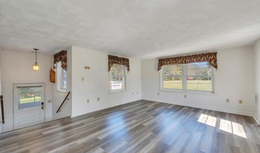 Photo #17 of 8699 Lee Hwy, Fincastle, VA 1.3 acres