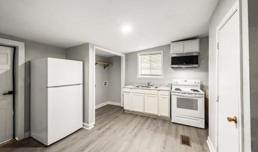 Photo #7 of 212 Winston Ridge Road, Lynchburg, VA 0.8 acres