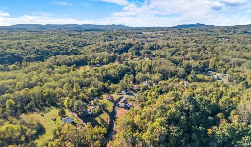 Photo #36 of 212 Winston Ridge Road, Lynchburg, VA 0.8 acres