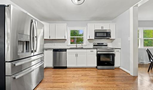Photo #12 of 659 Whitestone Drive, Lynchburg, VA 0.5 acres