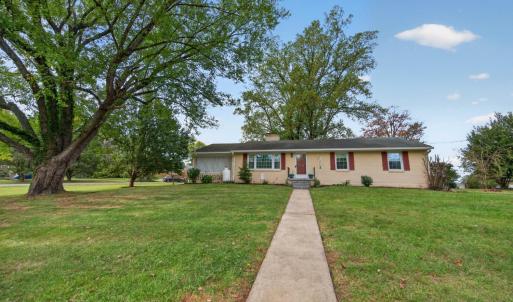 Photo #31 of 1419 Nelson Drive, Lynchburg, VA 0.7 acres