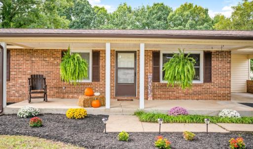 Photo #3 of 1109 Gallows Road, Gretna, VA 0.6 acres