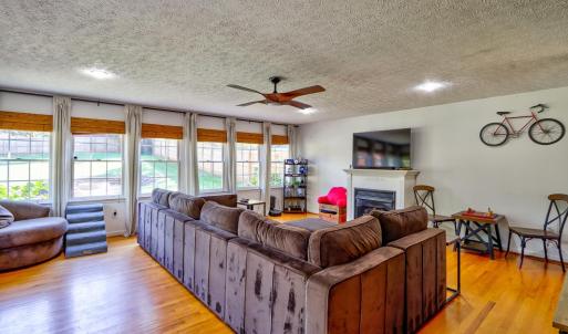 Photo #4 of 505 Dawnridge Drive, Lynchburg, VA 0.4 acres