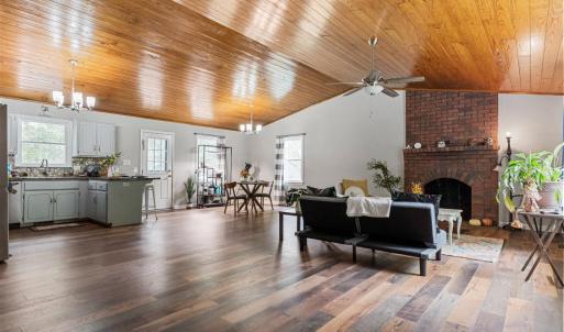 Photo #7 of 1136 Laughlin Lane, Forest, VA 3.5 acres