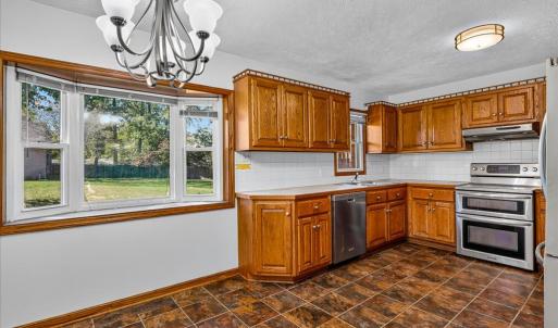 Photo #13 of 524 Dawnridge Drive, Lynchburg, VA 0.5 acres