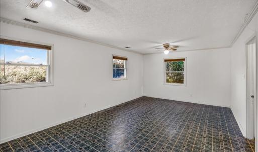 Photo #31 of 524 Dawnridge Drive, Lynchburg, VA 0.5 acres
