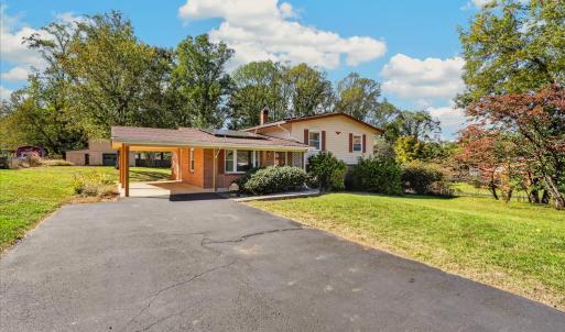Photo #4 of 524 Dawnridge Drive, Lynchburg, VA 0.5 acres