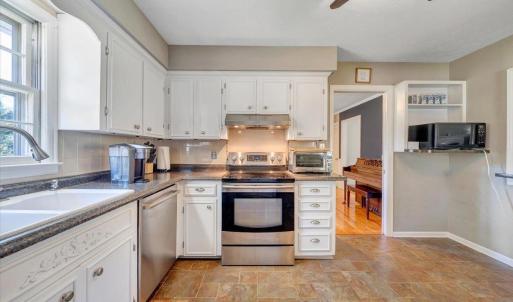 Photo #20 of 16 Wellington Drive, Lynchburg, VA 0.9 acres