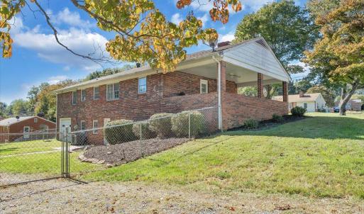 Photo #3 of 16 Wellington Drive, Lynchburg, VA 0.9 acres