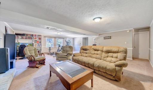 Photo #30 of 16 Wellington Drive, Lynchburg, VA 0.9 acres