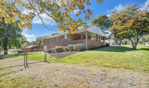 Photo #4 of 16 Wellington Drive, Lynchburg, VA 0.9 acres