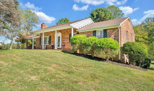 Photo #8 of 16 Wellington Drive, Lynchburg, VA 0.9 acres